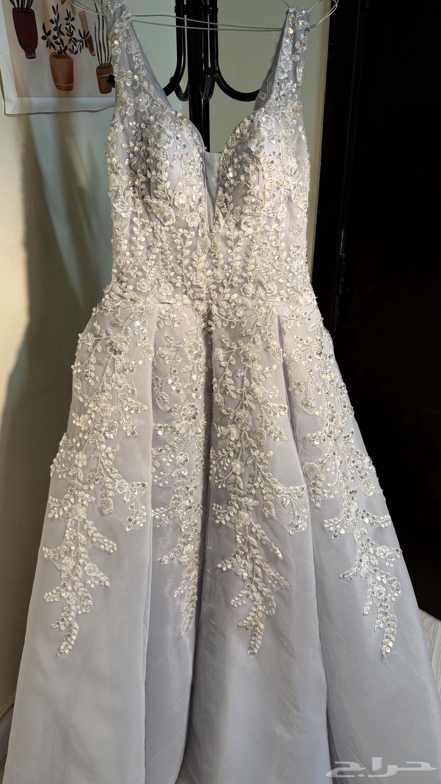 فستان سهرة لون سماوي باهت64224840392834110