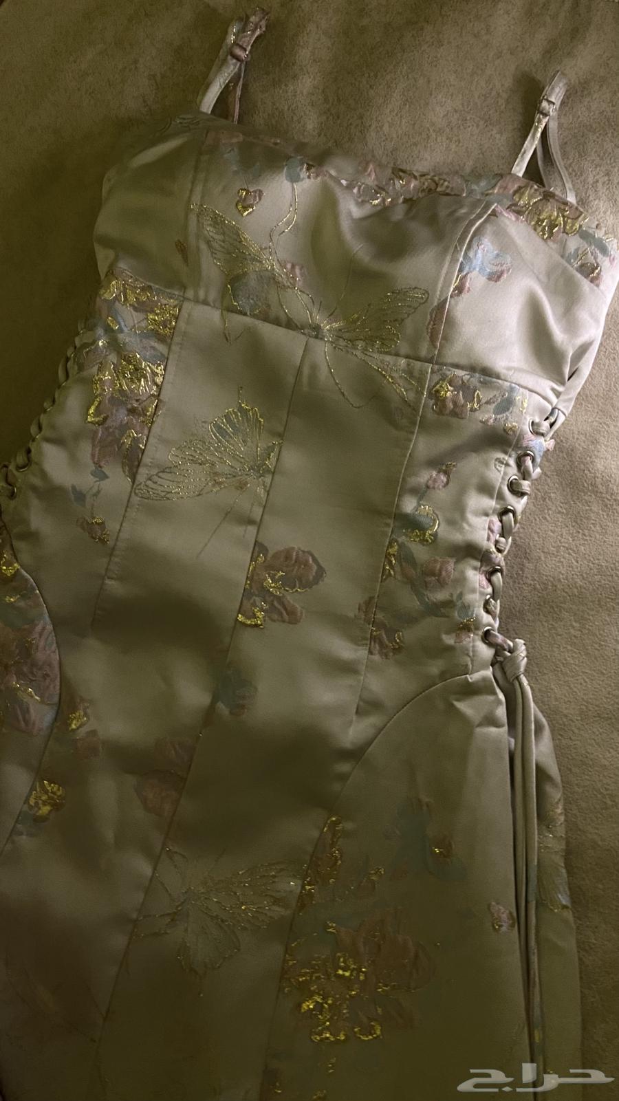 فستان من براندو64208900981122110