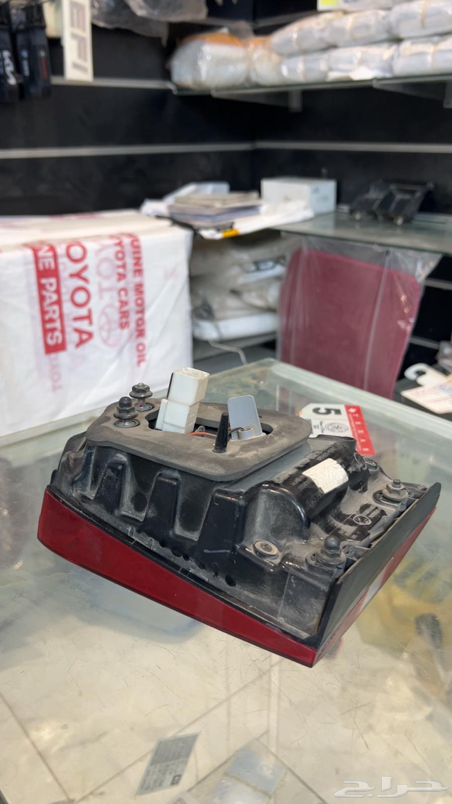 اسطب كدينزا شنطه يسار اصلي وكاله.64406305139586112