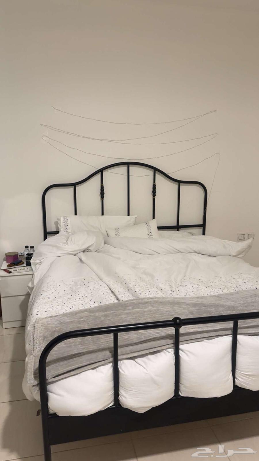 A complete room from IKEA, sofa, and refrigerator64229118258819110