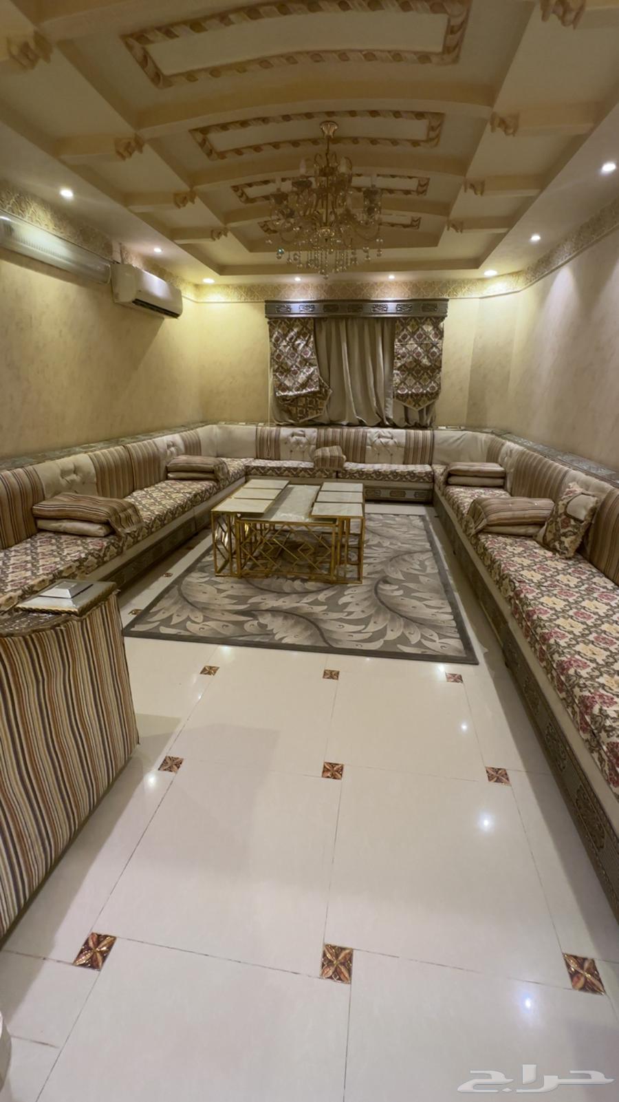 كنب مغربي مع الستاره. سعر البيع 300 ريال64226394669442112