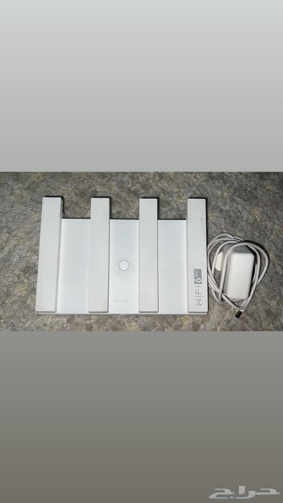 Internet signal booster device64220677139458110