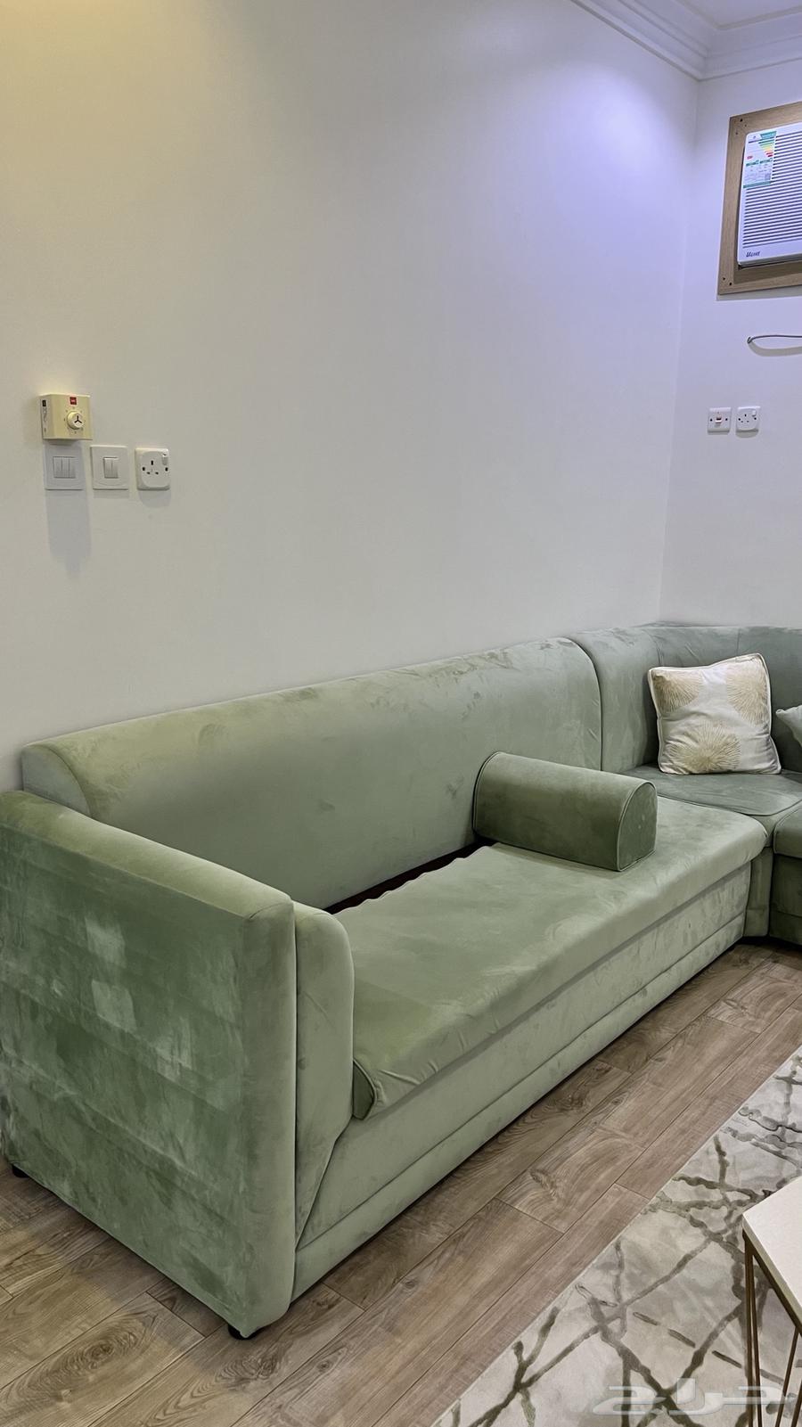 كناب و فرشة وطولة مستخدم نظيف لبيع سبب البيع نقل64230304027779112