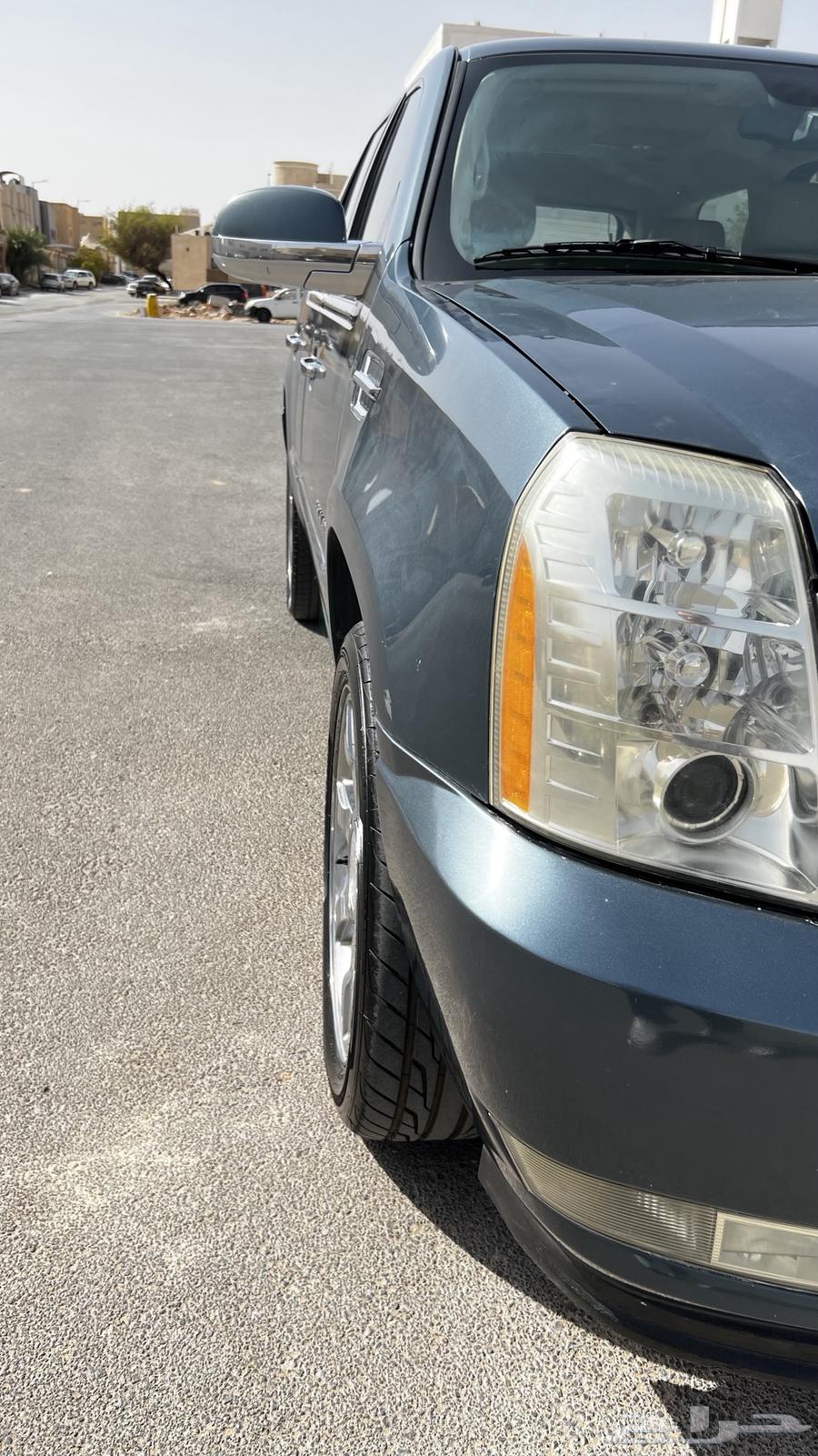 كاديلك سكاليد200864407475582723111