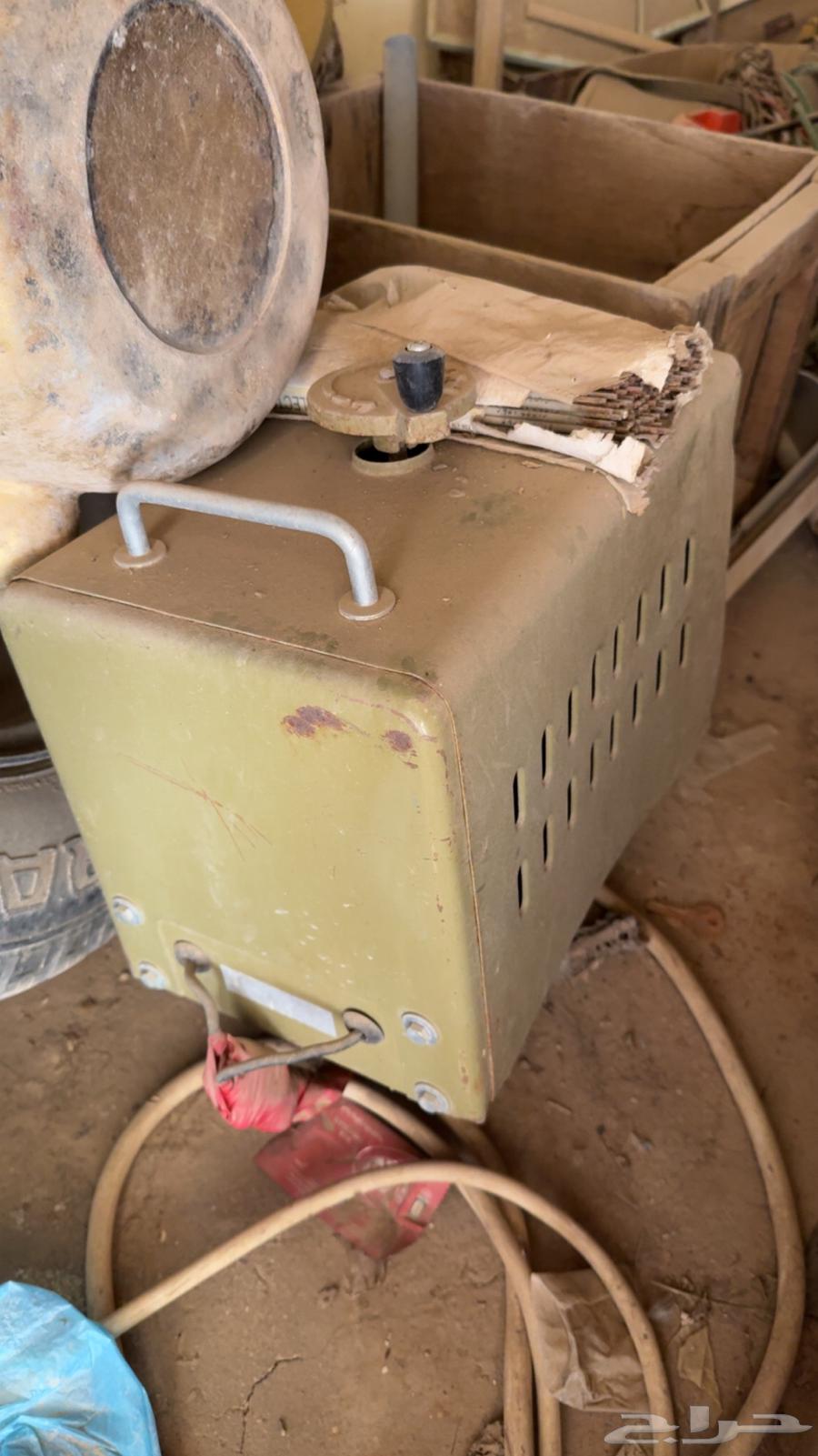 مكينة لحام شبه جديدة استخدمته فتره بسسطه فقط64226394956419110
