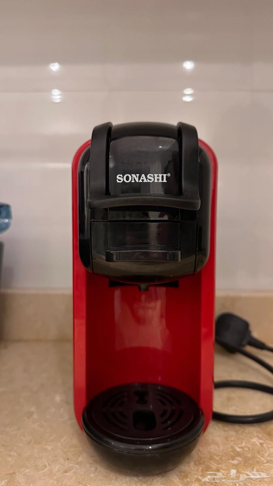 مكينة قهوة معاها ملعقتها استخدام قليل جدا شبه جديدة64224840503682110