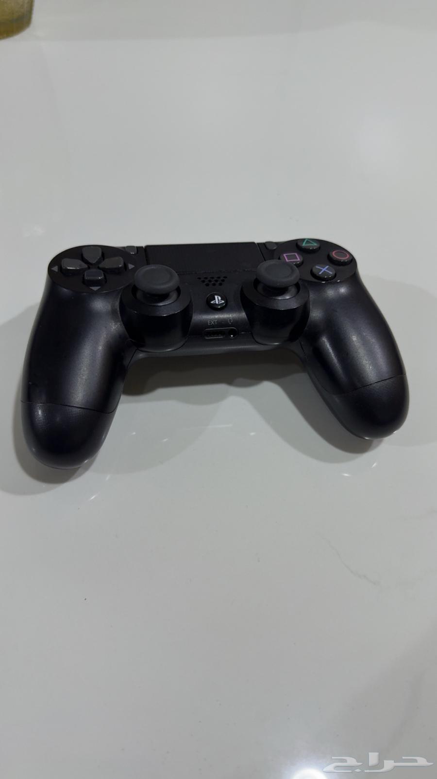 قير سوني 4 اصلي   نظيف ومافيه اي مشاكل64230316376451112