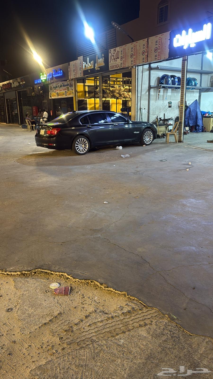 مساعدات خلفيه بي ام 700 من موديل 2009 الي 1564403743870466111