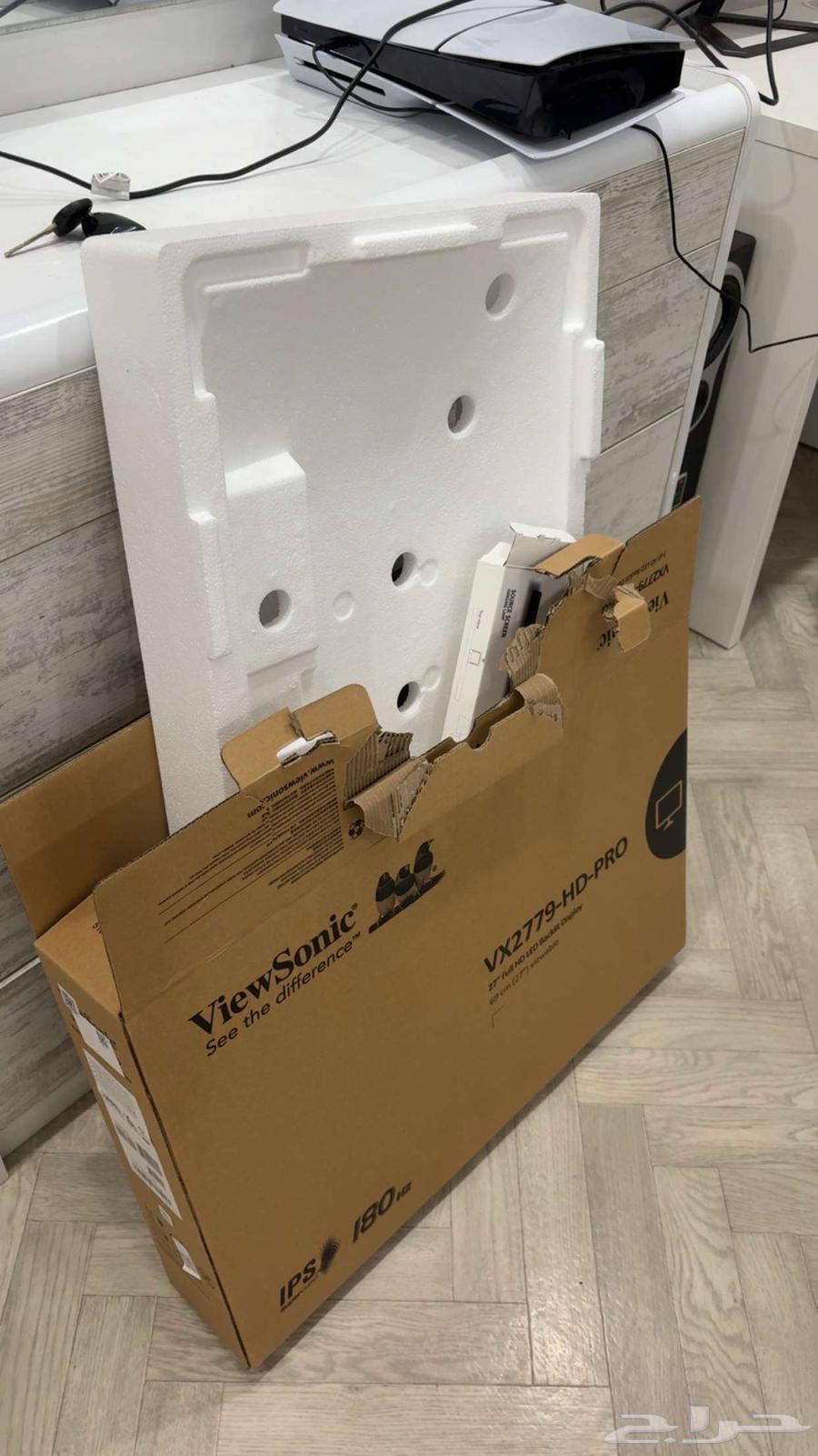 للبيع شاشة ألعاب ViewSonic 27 165Hz   1ms64209993755137111