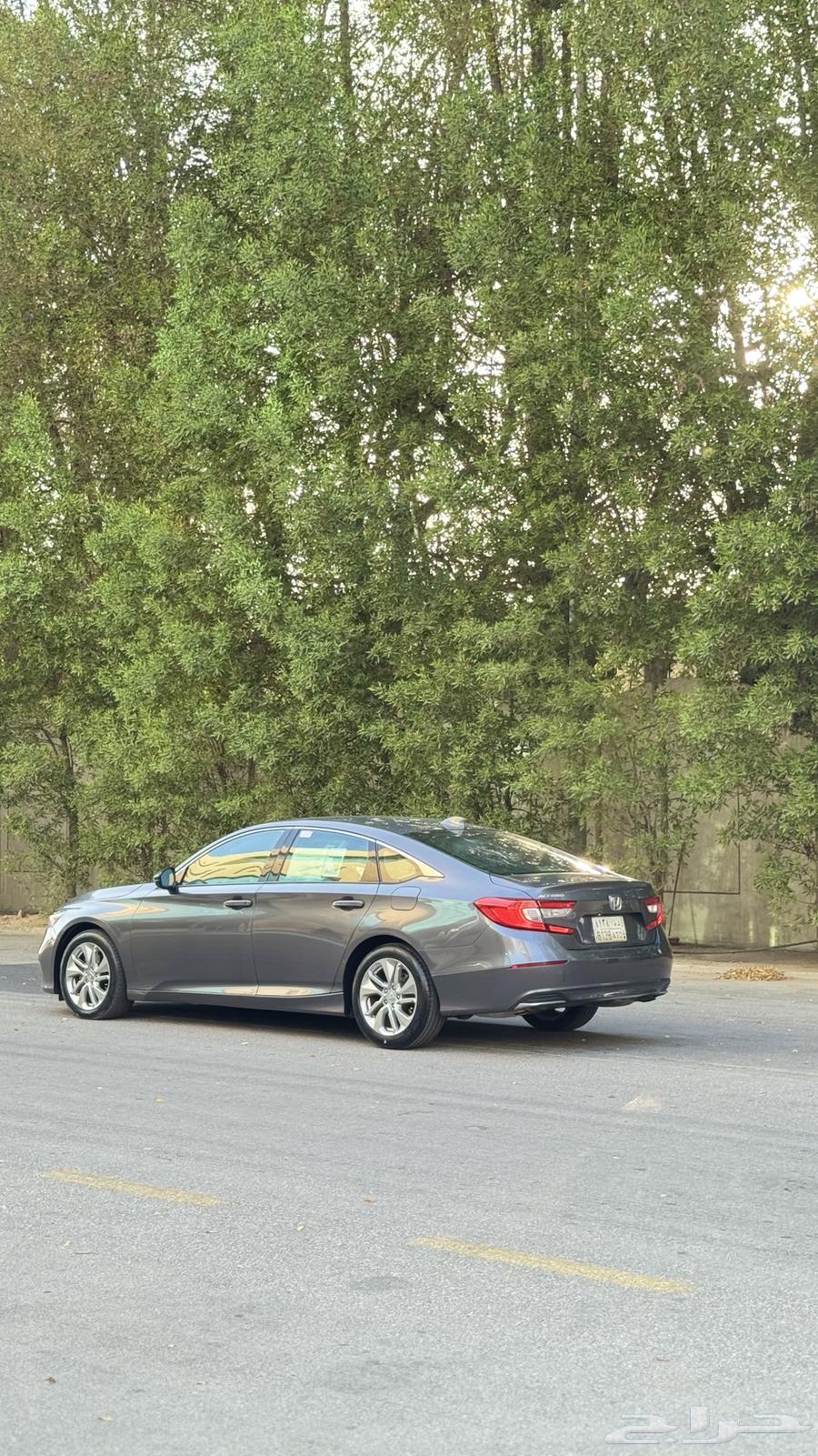 2018 Accord, clean, condition applies64403457401986113