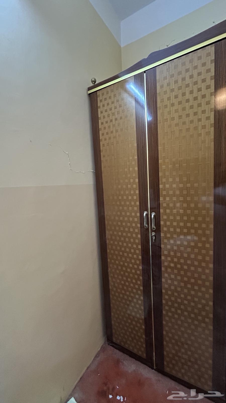 Bedroom, wardrobe, dressing table and bed64212345888897110