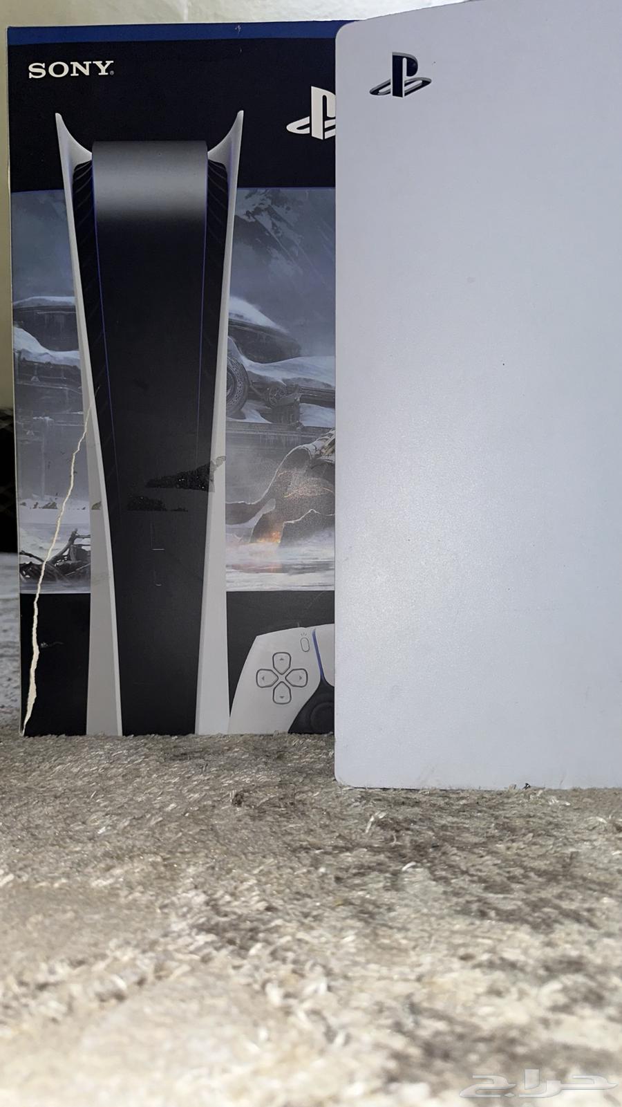 سوني فايف نظيف على السوم والصامل مابقصر معه بيعه سمحه.64226394551681113