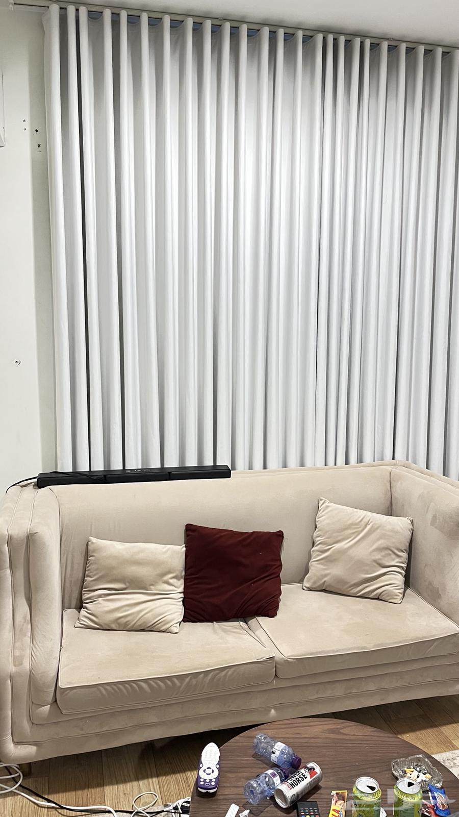 Clean sofa for sale64212775342337111