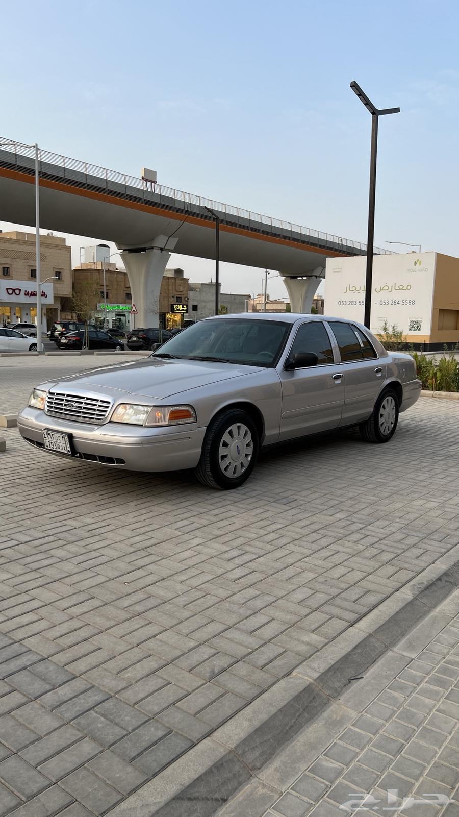 فورد كراون فكتوريا 2005 (مخزن)64406569160834110