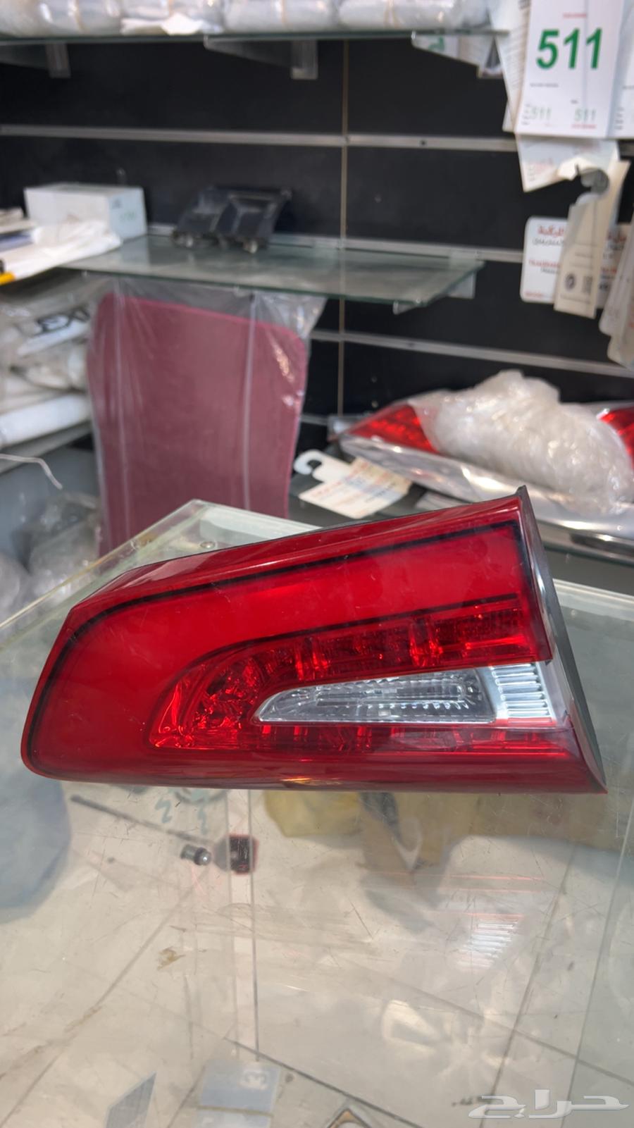 اسطب كدينزا شنطه يسار اصلي وكاله.64406305139586110