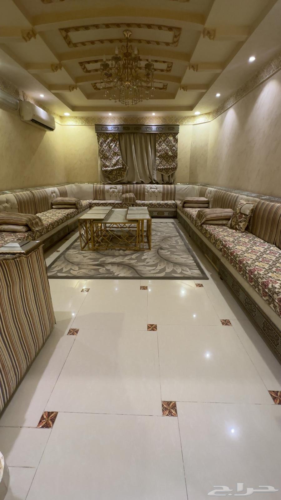 كنب مغربي مع الستاره. سعر البيع 300 ريال64226394669442111