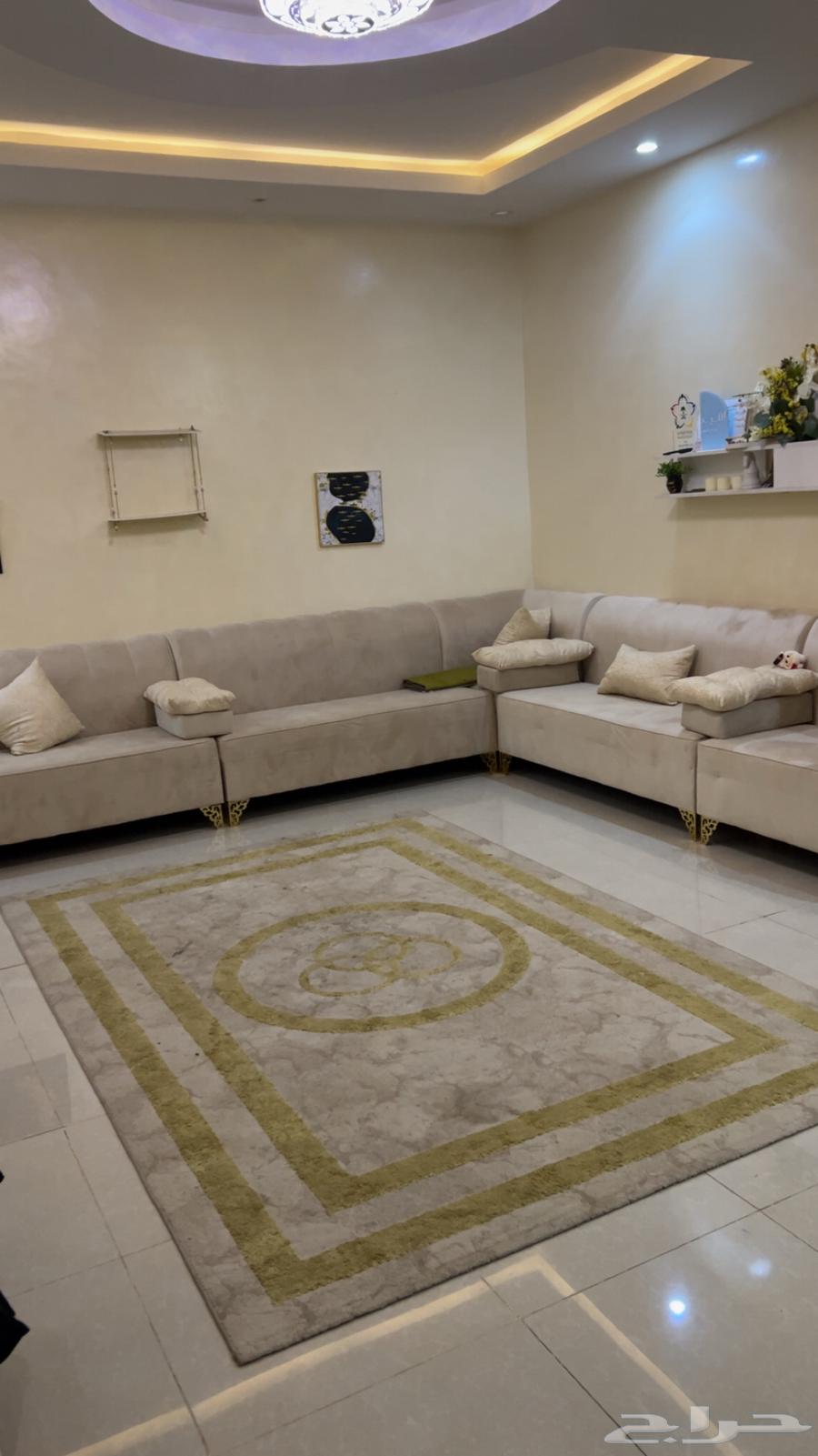 فرشه للبيع64203975309825112