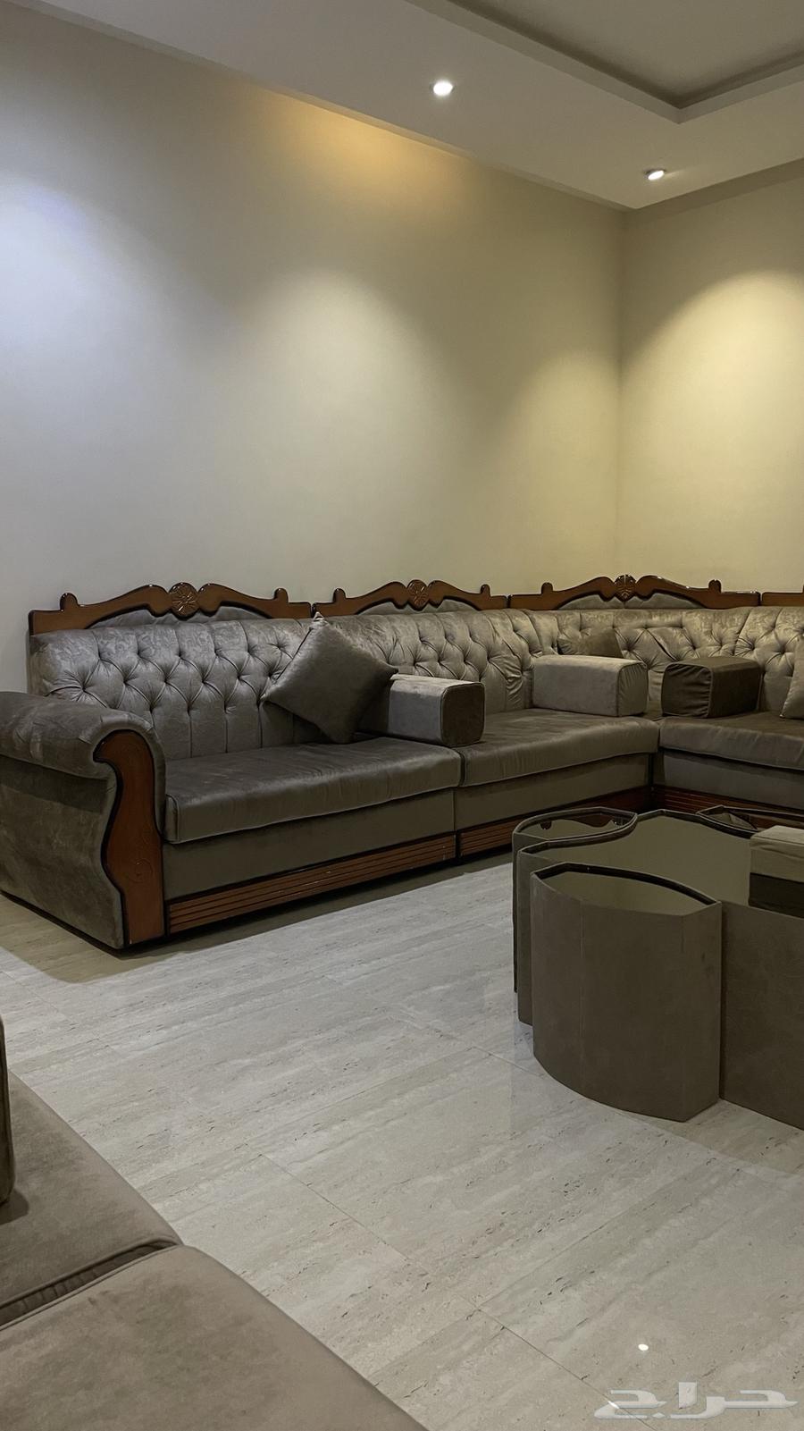 كنب مجلس رجال كامل 4في 3 مع طاولة للتواصل واتس فقط64225557220995111