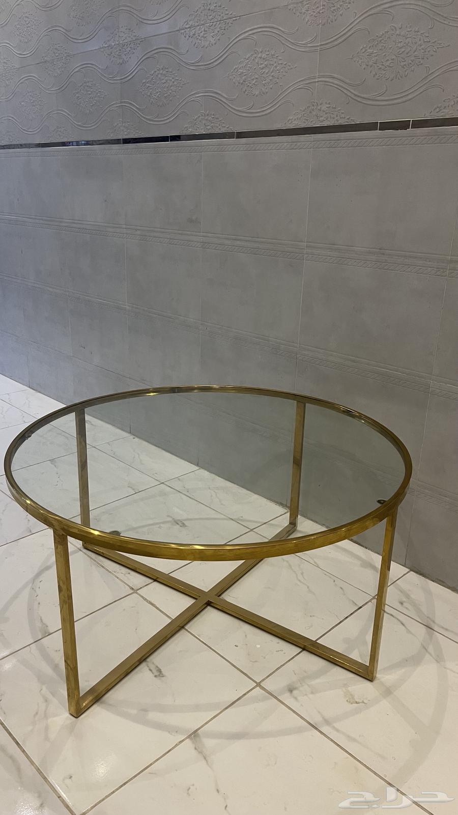 طاولة قزاز جديده64206975447937110