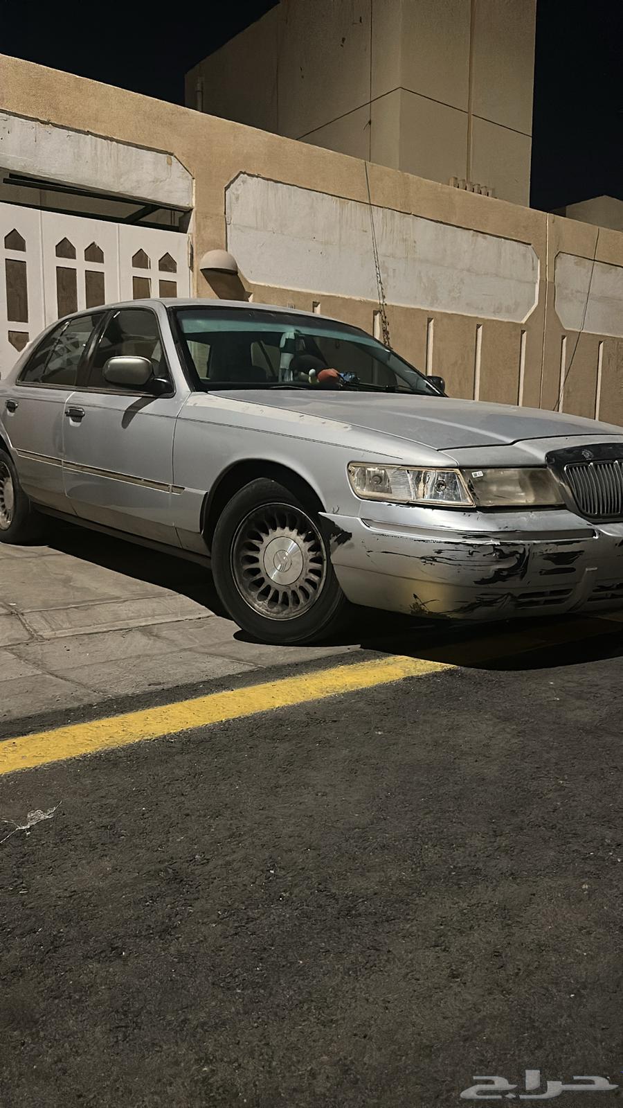 Ford Marquis 2001 model, needs agency-level engine, transmission, differential overhaul required64403617860226110