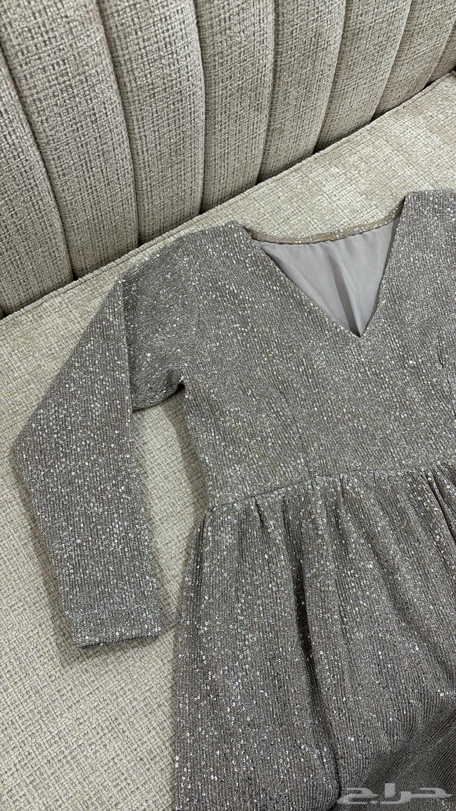 فساتين مستعملة وجديدة للبيع64241577487875111