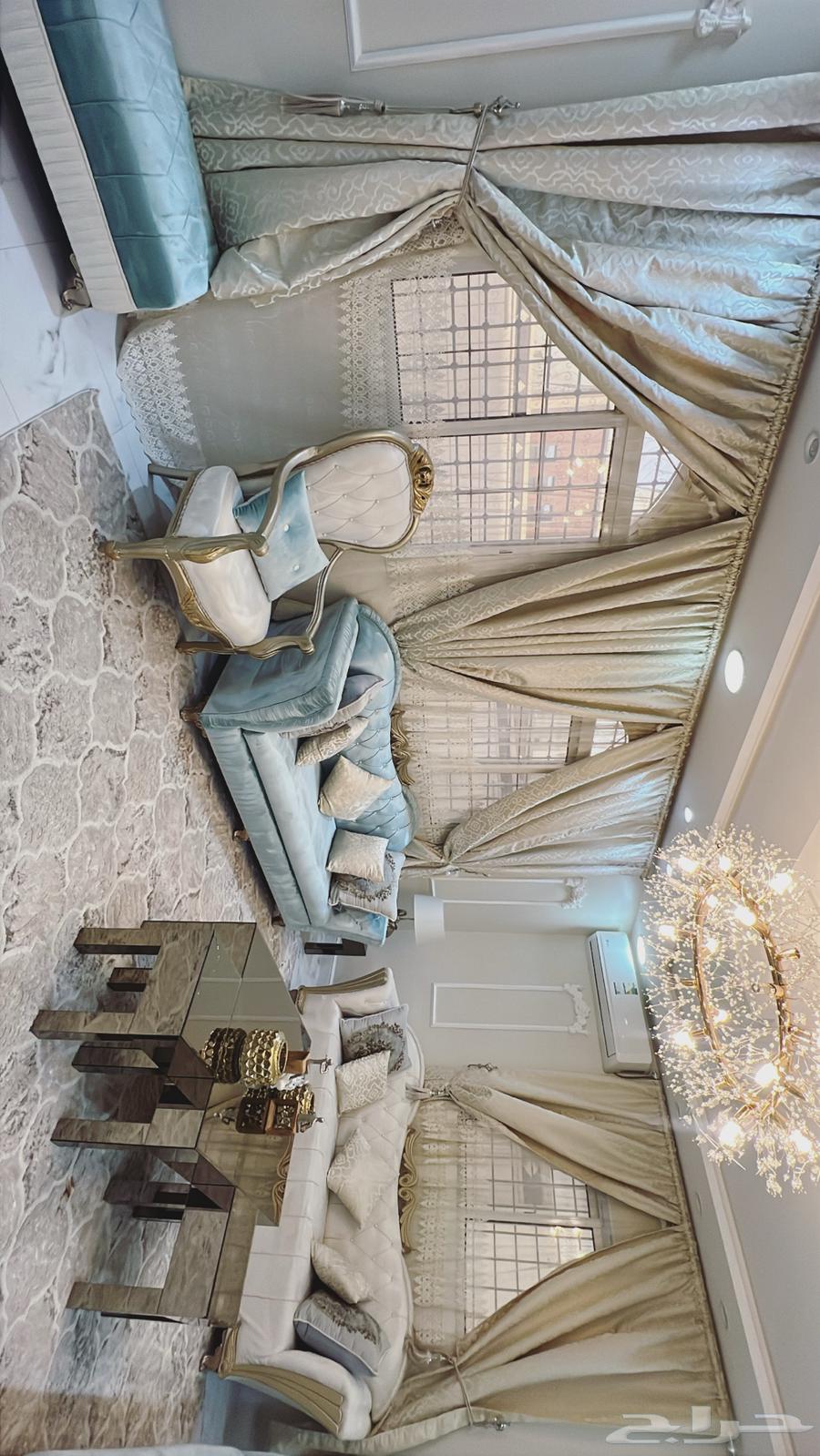 طقم كنب جديد ونظيف مع ستاير وطاولات64229935277185111