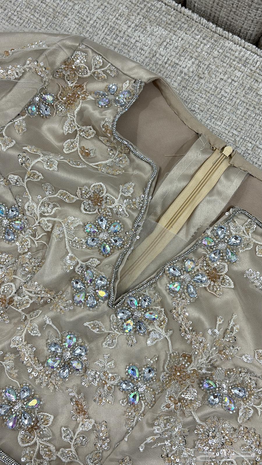 فساتين مستعملة وجديدة للبيع64205488840962112