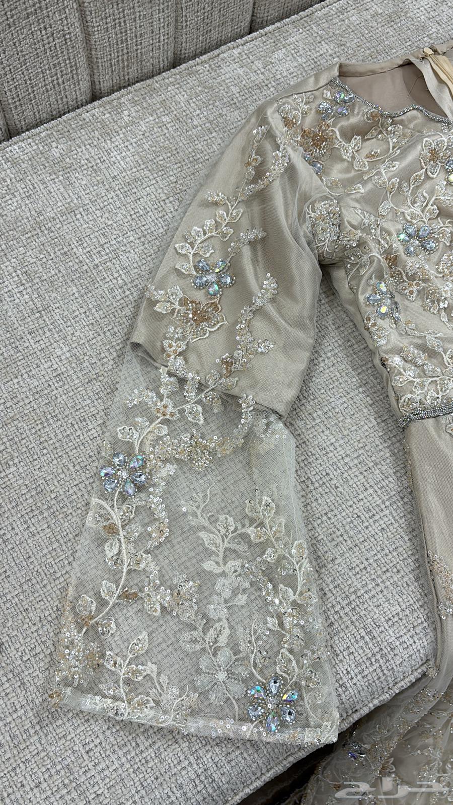 فساتين مستعملة وجديدة للبيع64205488840962113