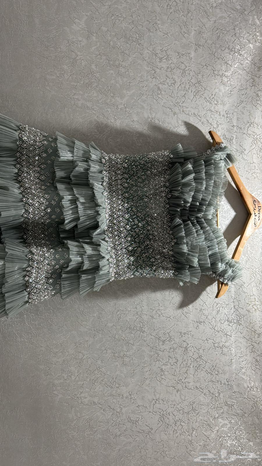 فستان للبيع جديد64206755077505110