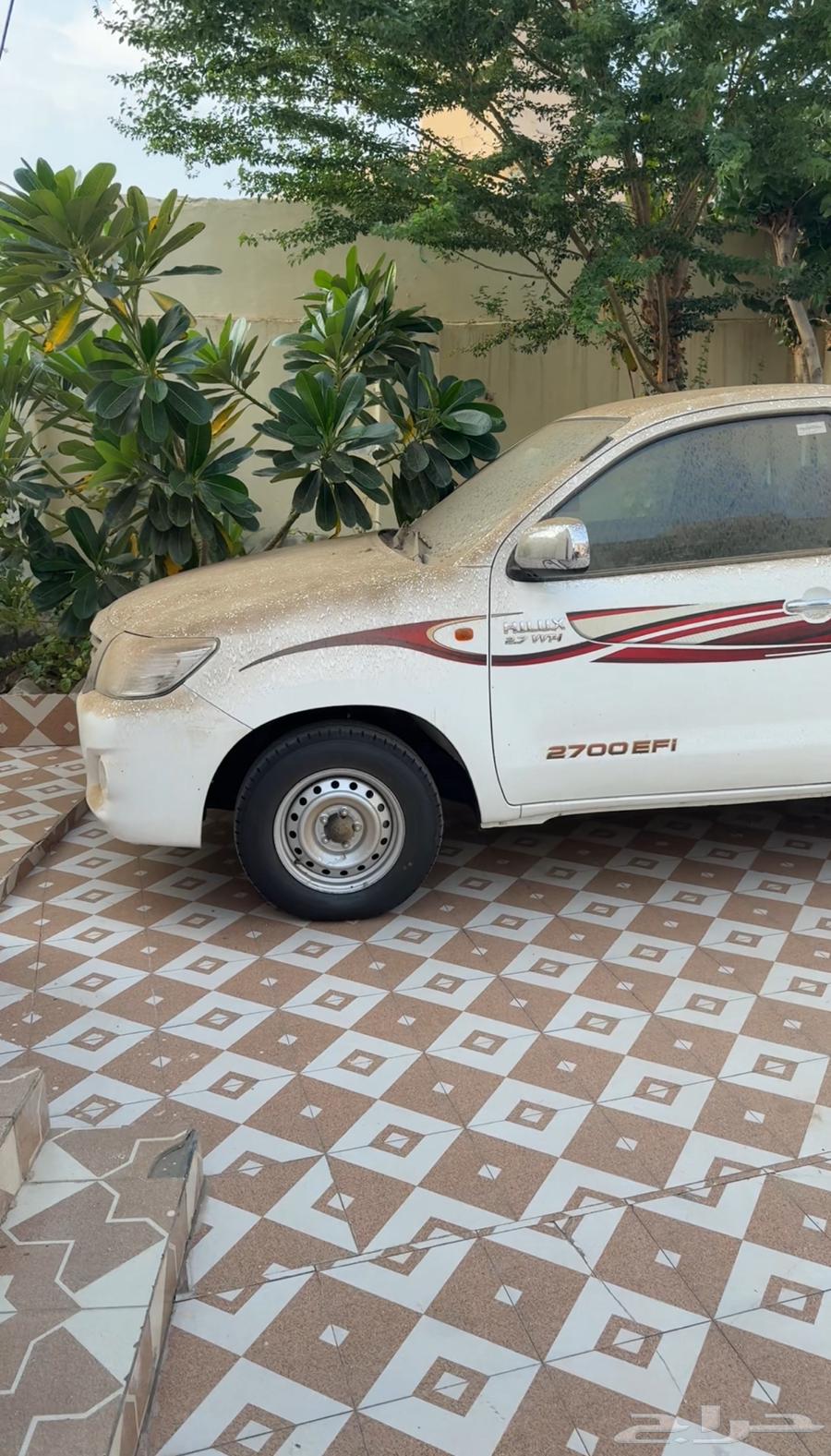 HiLux64400327548803110