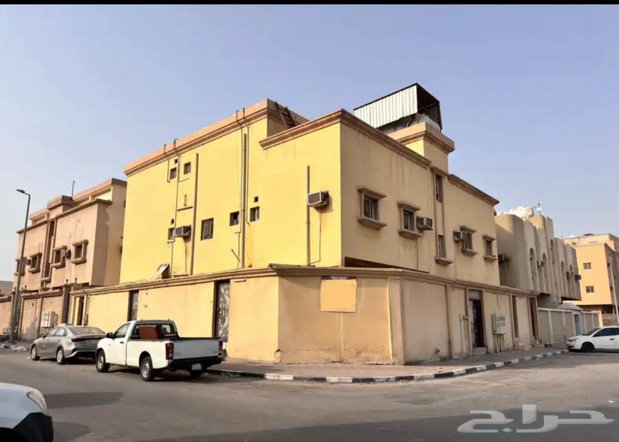 Building for sale in Al-Dhulail neighborhood63613342725121113
