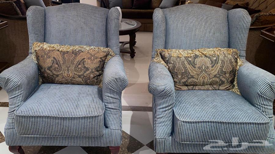 2 Chairs in Gray Pattern64228938125826110