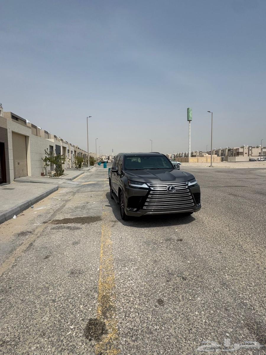 Lexus LX700 2025. Mileage 800 km64398423855233113