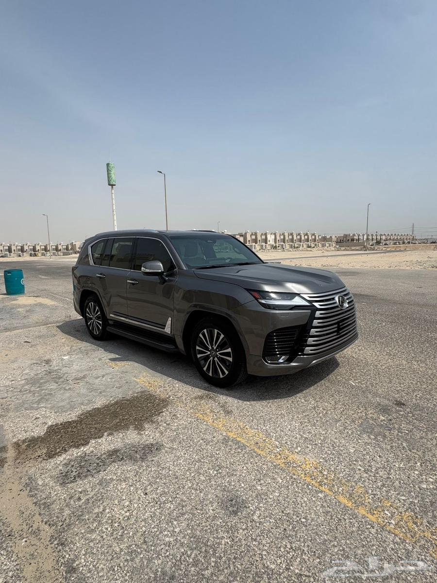 Lexus LX700 2025. Mileage 800 km64398423855233112