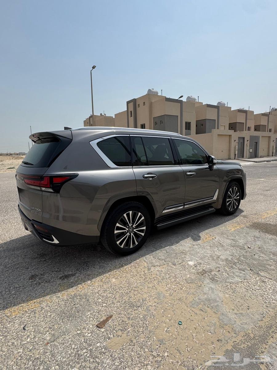 Lexus LX700 2025. Mileage 800 km64398423855233114