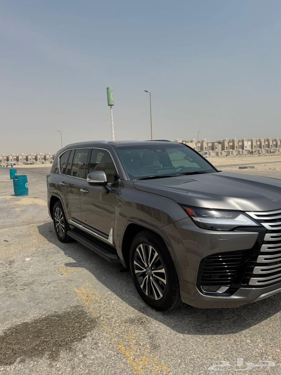 Lexus LX700 2025. Mileage 800 km64398423855233110