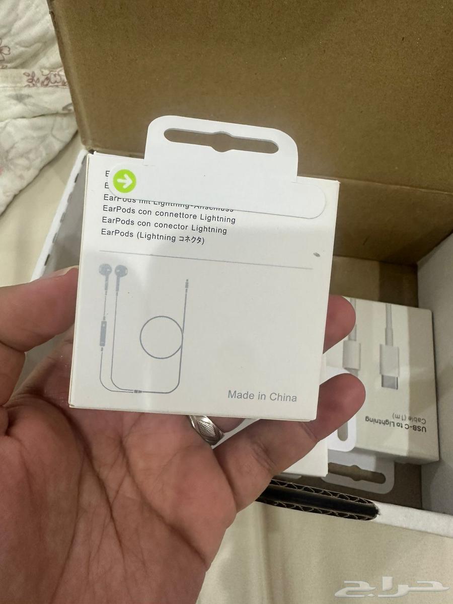 رأسين شاحن type-c  سلكين آيفون  سماعات ابل64221909365635114