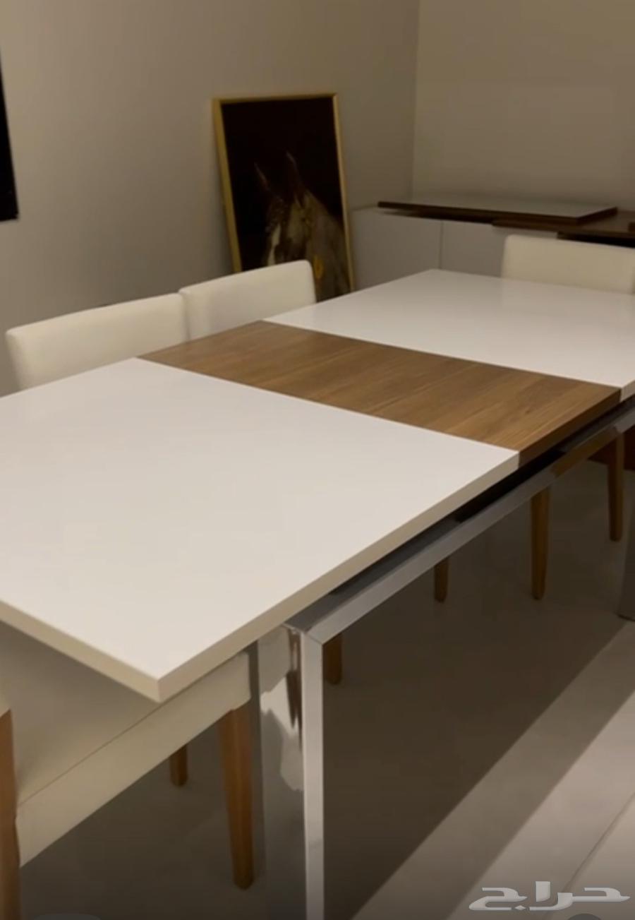 Dining table64221276057218110