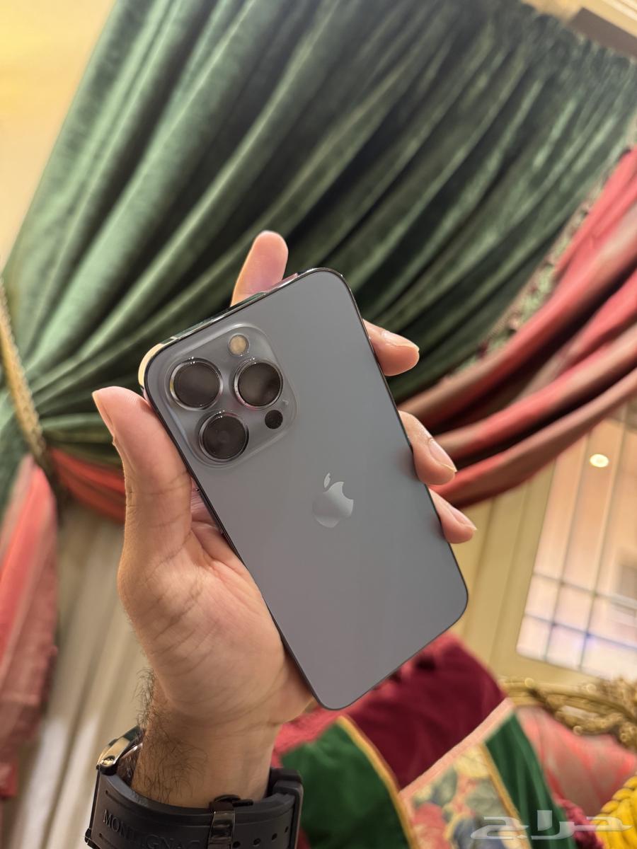 ايفون برو 1364220676950529110