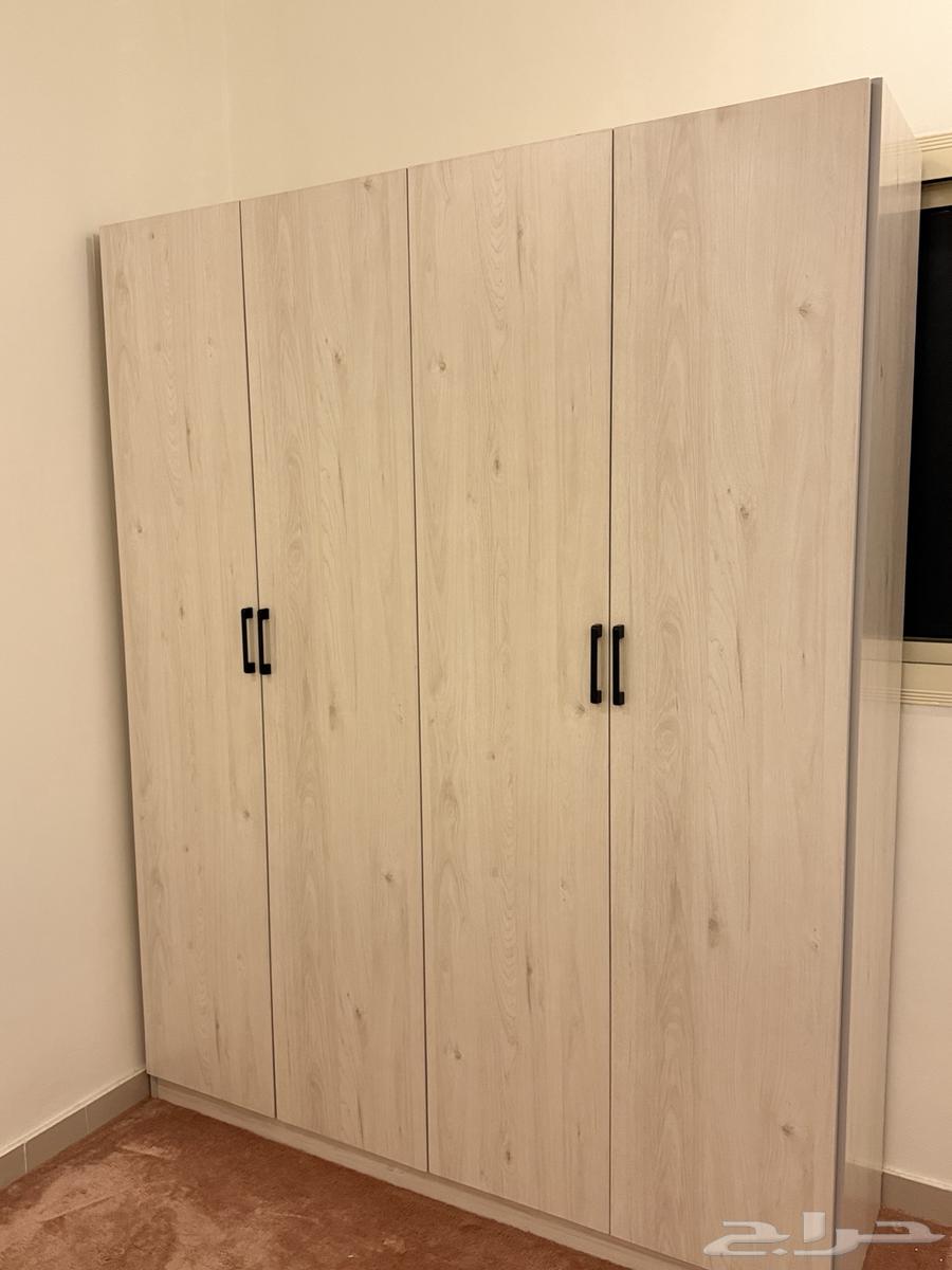 للبيع دولاب وسرير وستارة64222787359362110