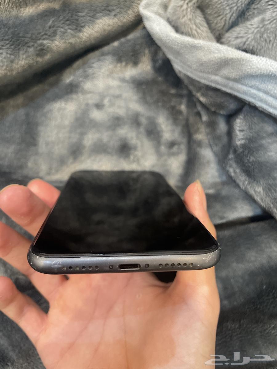 iPhone 11 black color device burned the code needs to be formatted64208701972481113