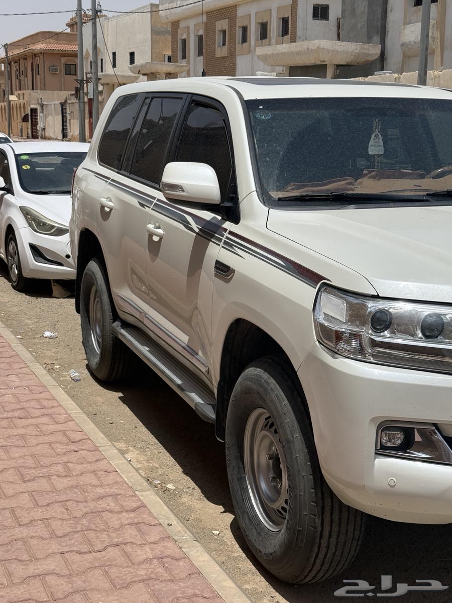لاندكروزر هدد فل كامل اقبل البدل شاص ديزل64407852826498112