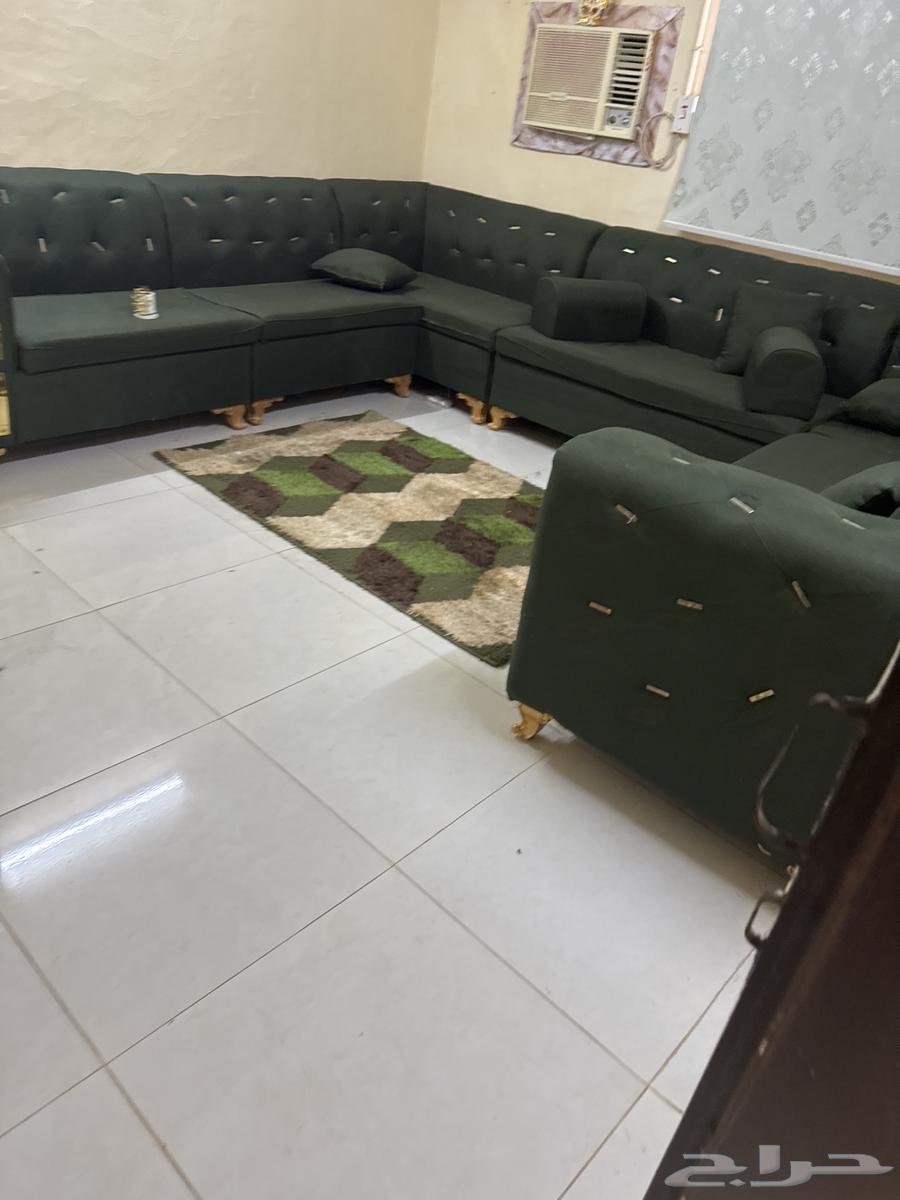 Hello, I have this sofa. It's almost new. Location: Al-Qassim.64210870184961110