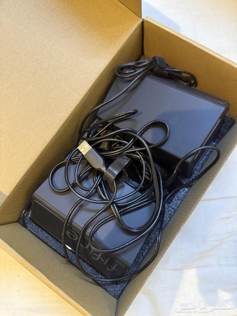 سبيكر بلوتوث وعادي وقبضة جوال لايفوتك السعر64231476875905111