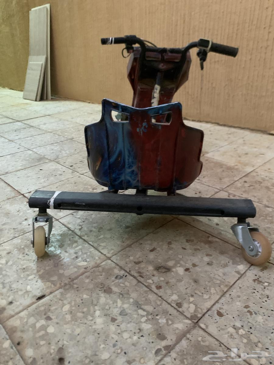 Hello, for sale a drift with damage from the infidel and charger64224245720579113