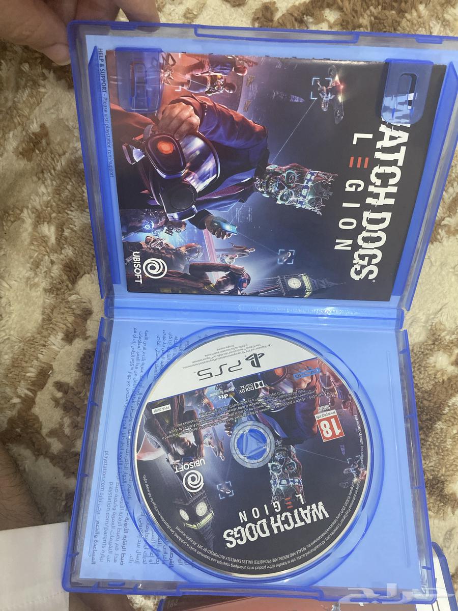 Two used and clean tapes for sale, asking 200 riyals64230658236802112