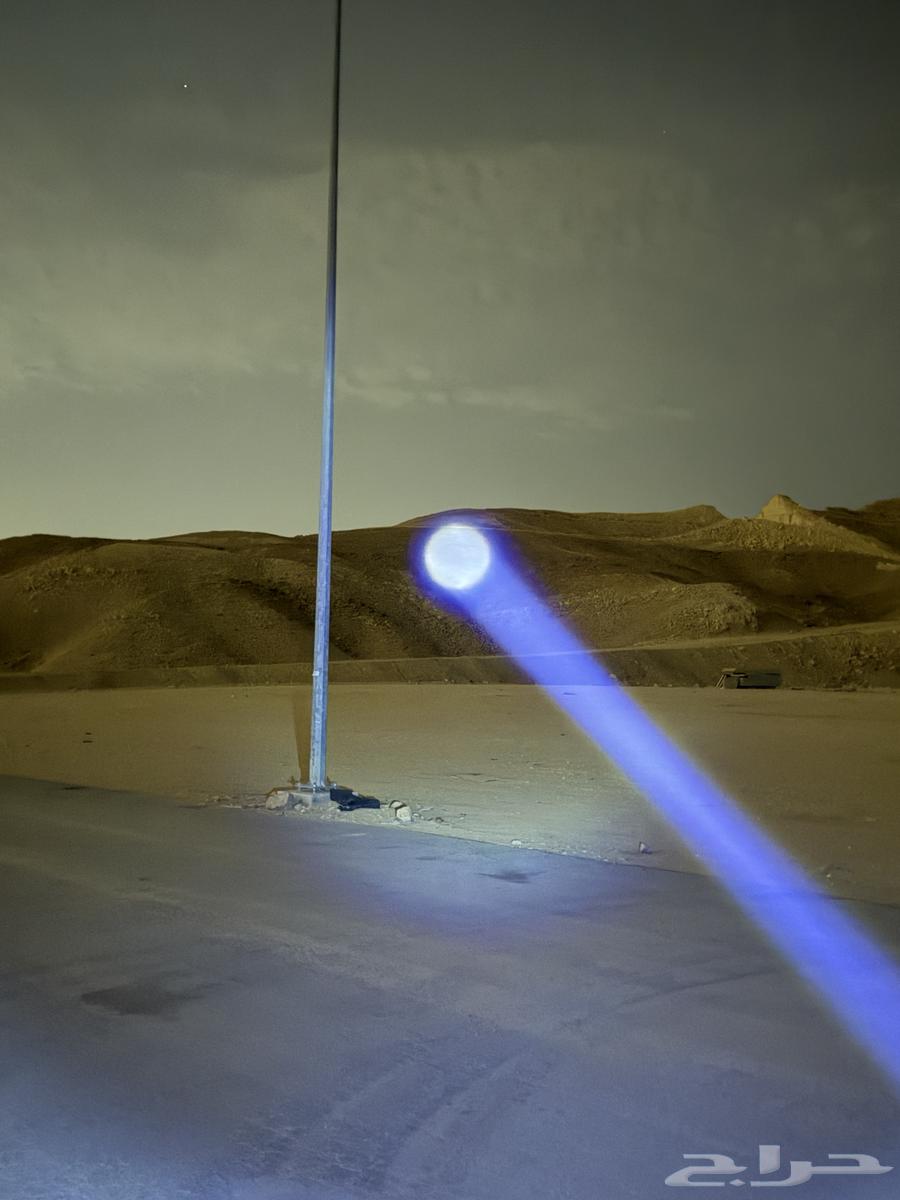 Flashlight64226975128323113