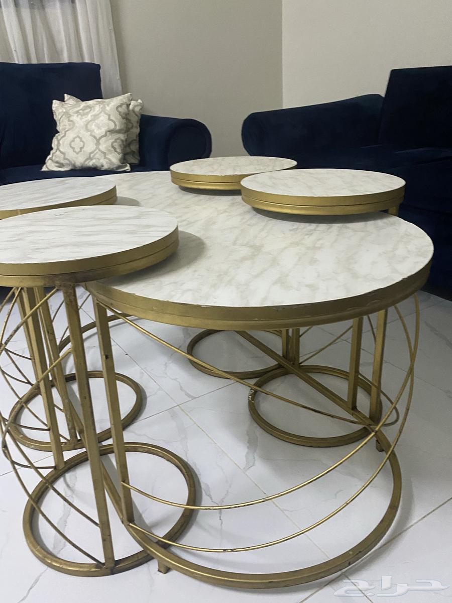 طاوله للبيع ب 10064228400342913110