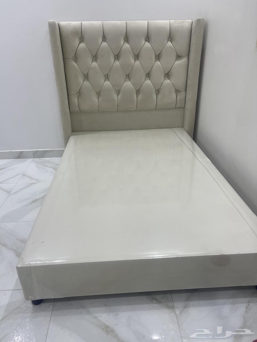 سرير نفر ونص و مرتبه64227547258113111