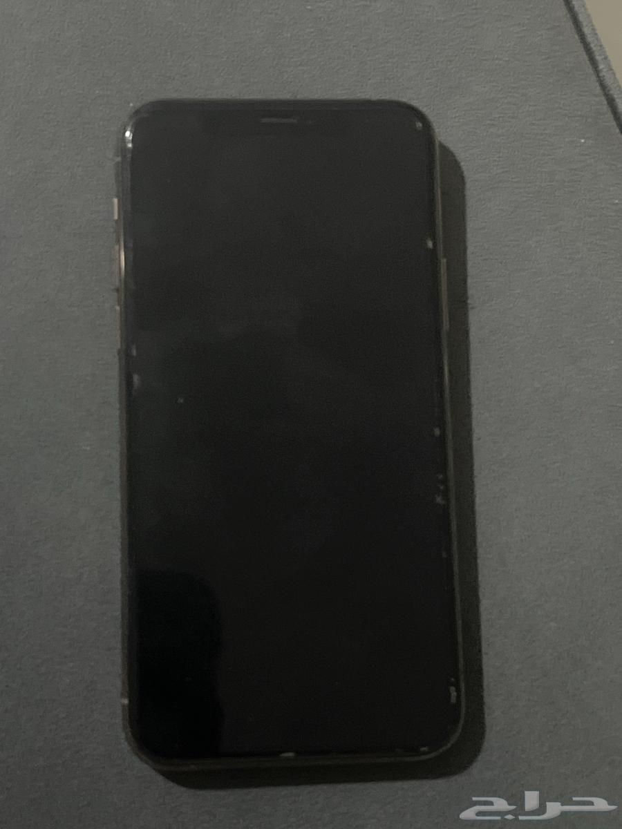 ايفون 11 برو لون ذهبي استعمال خفيف64225996824193110
